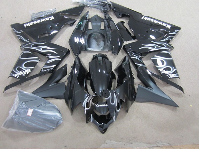 Noir avec Blanc Flamme Carénage Moto ZX10R 2003-2005 Noir avec Blanc Flamme Carénage Moto ZX10R 2003-2005